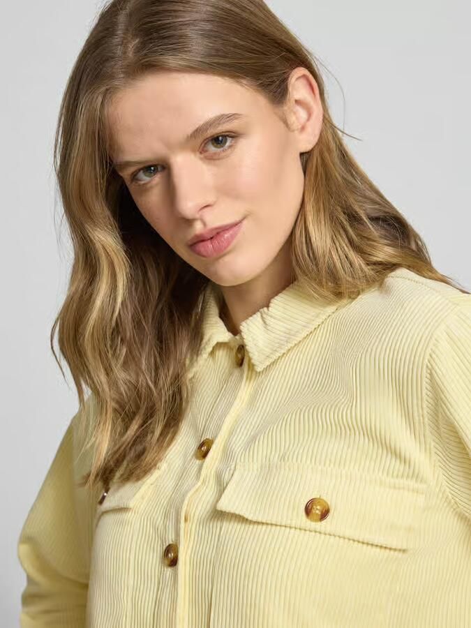 Pieces regular fit cordblouse met borstklepzakken model 'EFFI'