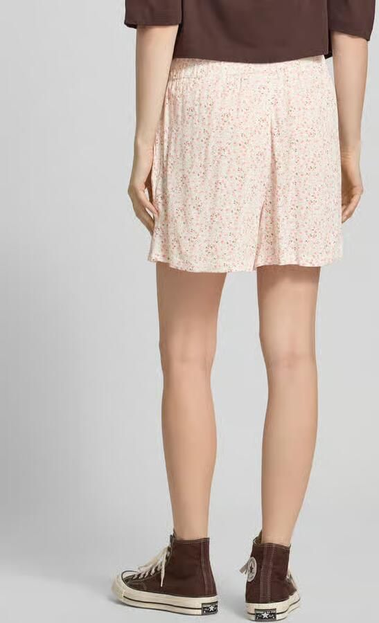 Pieces regular fit shorts van zuivere viscose model 'BARRI' - Foto 2