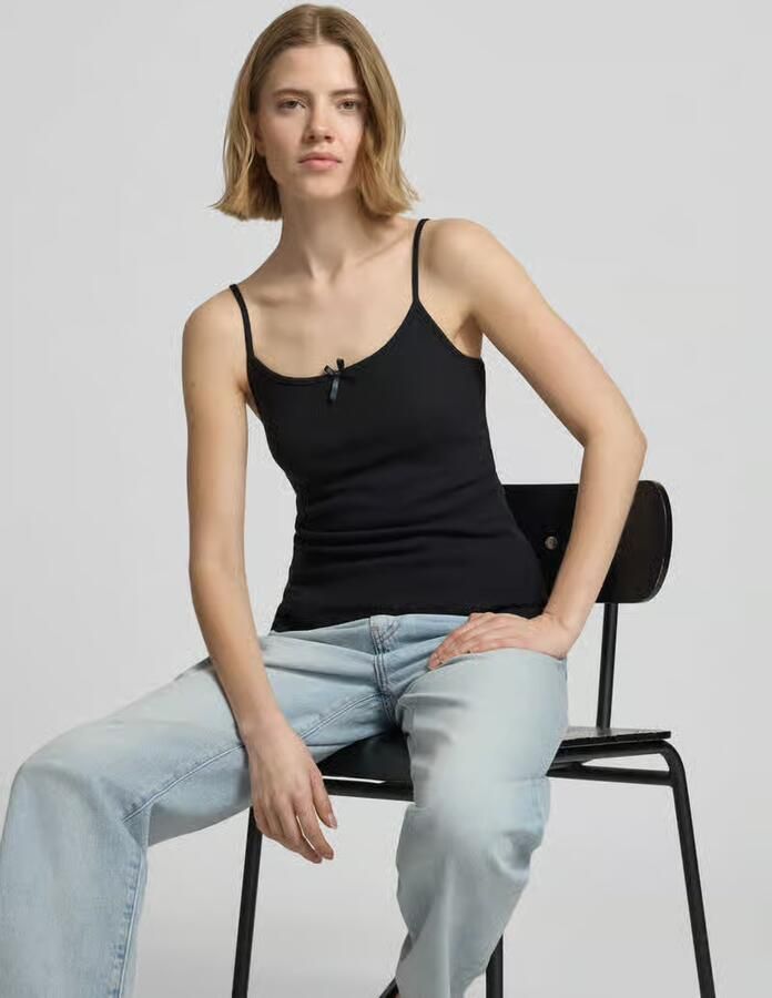 Pieces Slim fit top met bandjes van puur katoen model 'MARIE'