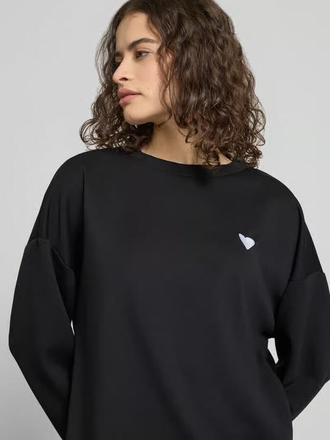 Pieces Relaxed fit Pullover met Hartvormige borduursel Model 'TALIA'