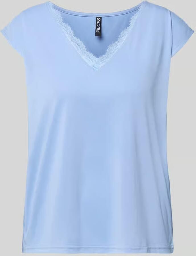 Pieces Relaxed fit T-shirt van modalmix model 'KAMALA LACE'