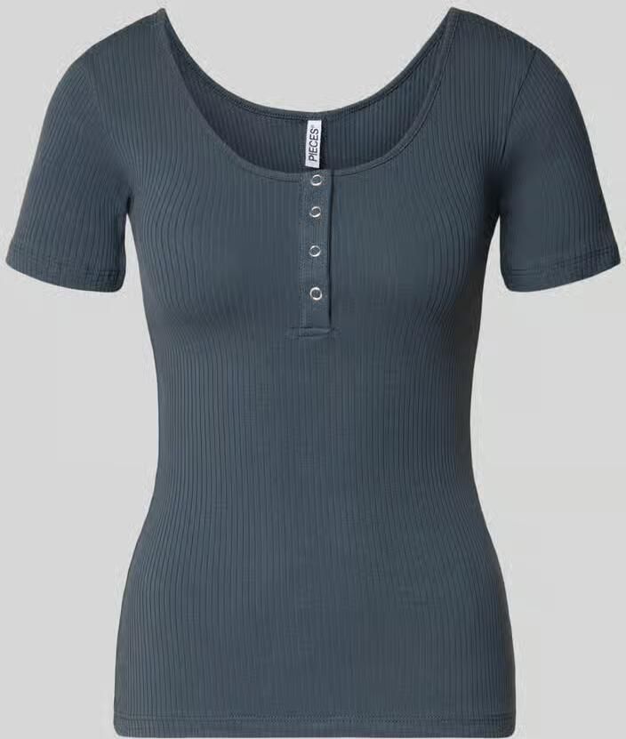 Pieces T-shirt met korte drukknoopsluiting model 'KITTE' - Foto 5