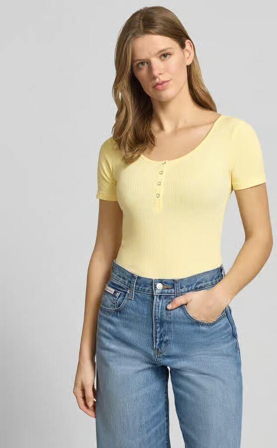 Pieces slim fit T-shirt van katoenmix model 'KITTE' - Foto 2