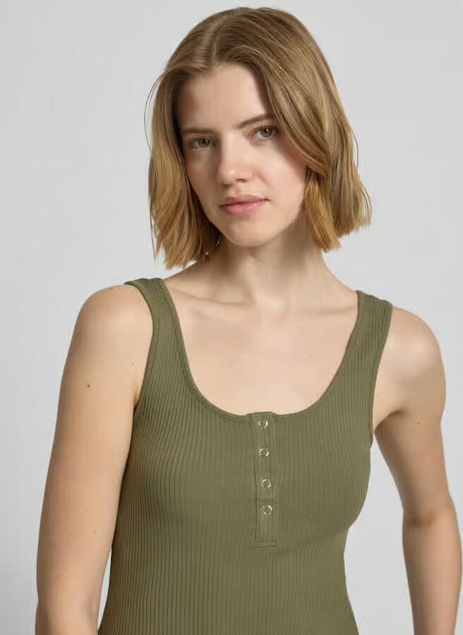 Pieces slim fit tanktop van mix van biologisch katoen model 'KITTE'