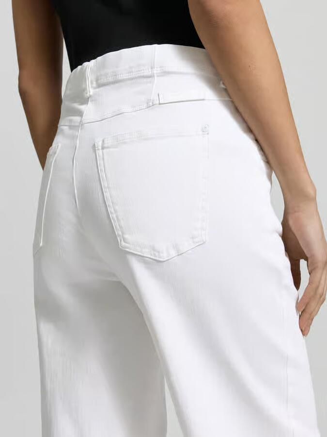 Raphaela By Brax Flared fit jeans met steekzakken model 'Laura' - Foto 2