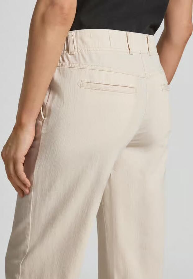 Raphaela By Brax flared jeans van katoenmix model 'PAM'