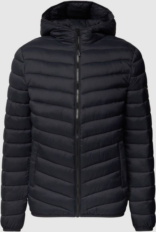 REVIEW Gewatteerd jack met capuchon en steekzakken