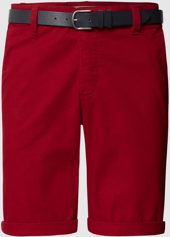 REVIEW Korte chino met riem