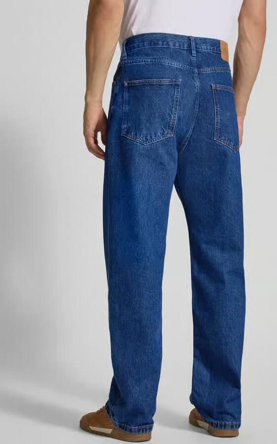 REVIEW Baggy fit jeans met labeldetails