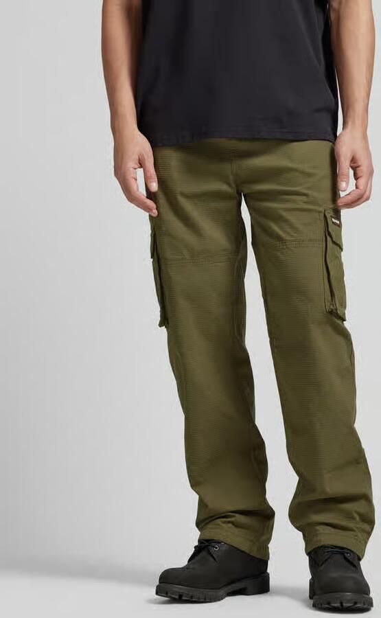 REVIEW Cargobroek met labeldetail - Foto 4