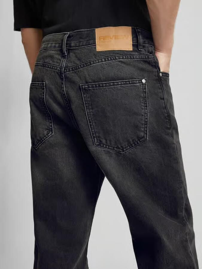 REVIEW Essentials straight leg jeans
