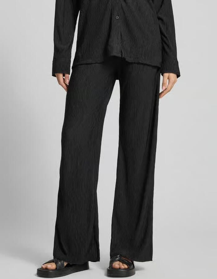 REVIEW Flared cut broek met plissévouwen en elastische band - Foto 2
