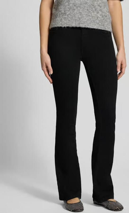 REVIEW Flared Jeans met middelhoge band - Foto 3