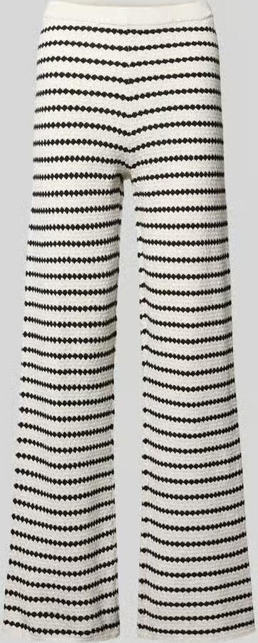 REVIEW Gebreide broek in gestreepte look met elastische band - Foto 2