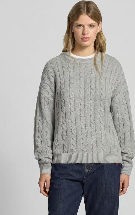 REVIEW Gebreide pullover met kabelpatroon en ronde hals - Foto 2