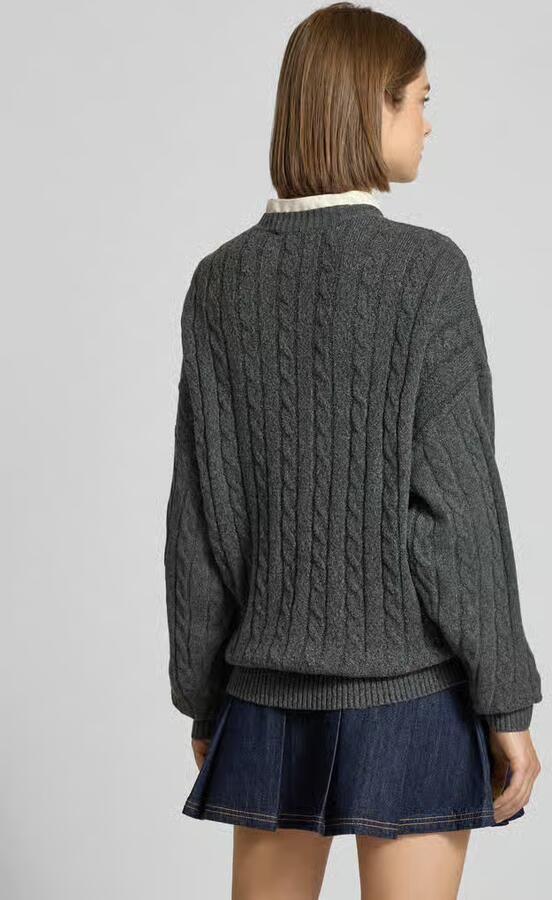 REVIEW Gebreide pullover met kabelpatroon