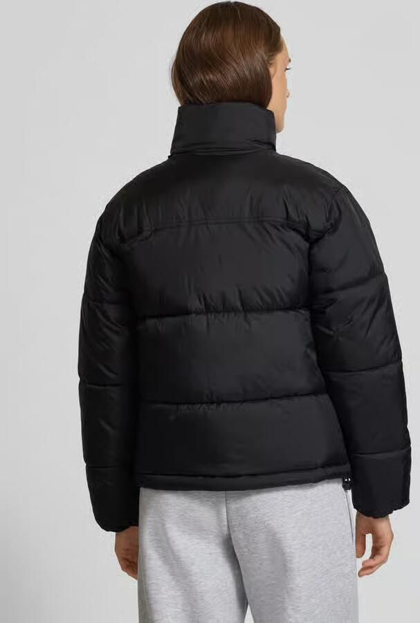 REVIEW Gewatteerd jack met labelstitching