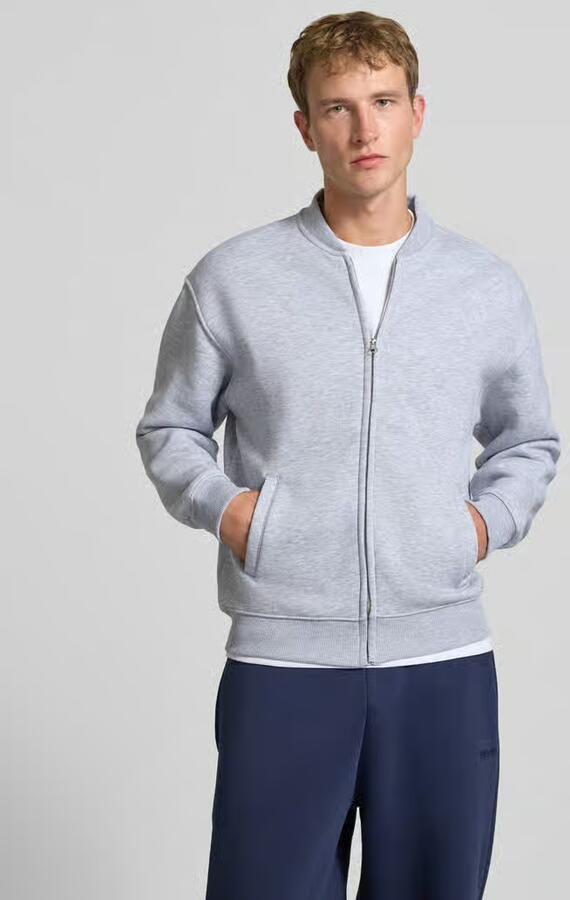 REVIEW Gezipte sweatjack met college-kraag - Foto 2