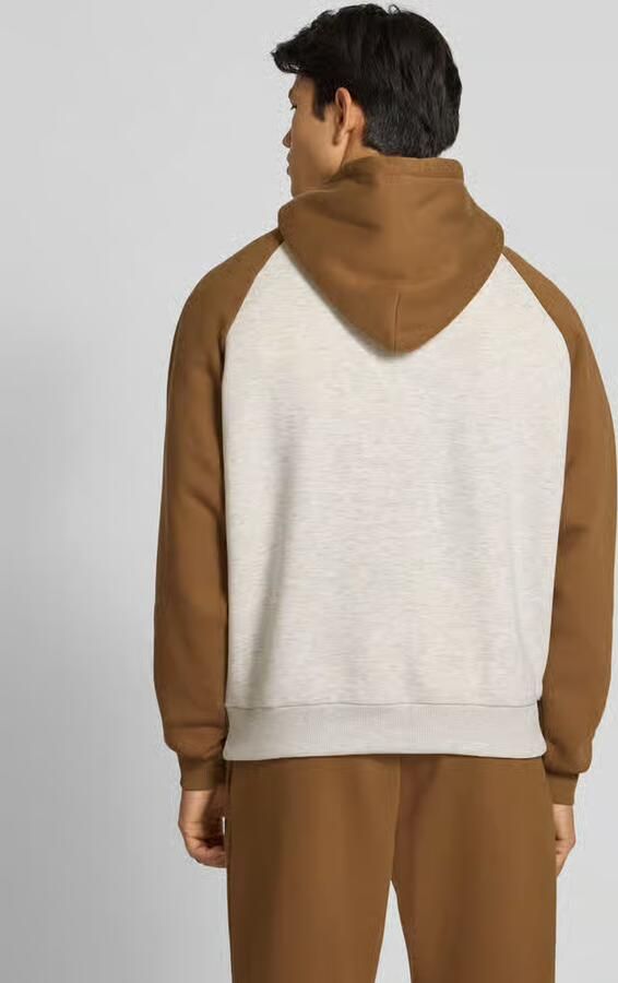 REVIEW Hoodie met capuchon