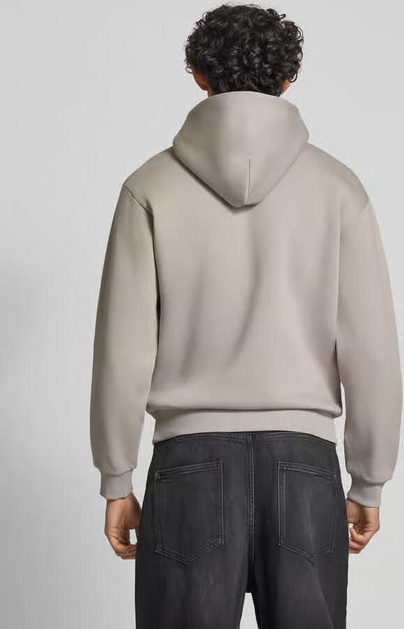 REVIEW hoodie met kangoeroezak - Foto 4