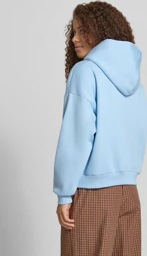 REVIEW Hoodie met logoprint en kangoeroezak - Foto 3