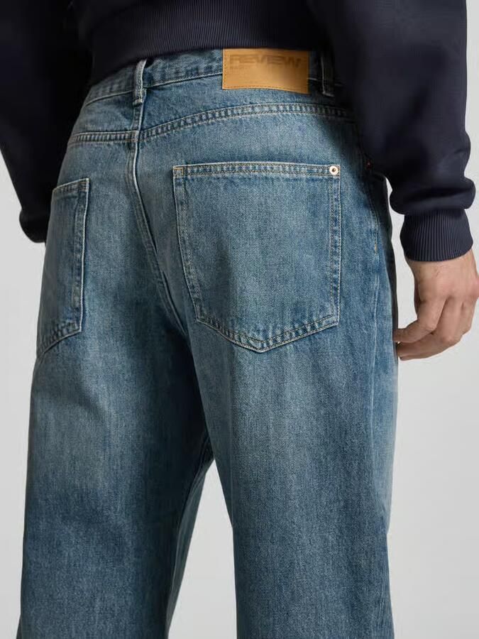 REVIEW jeans met 5-pocketmodel