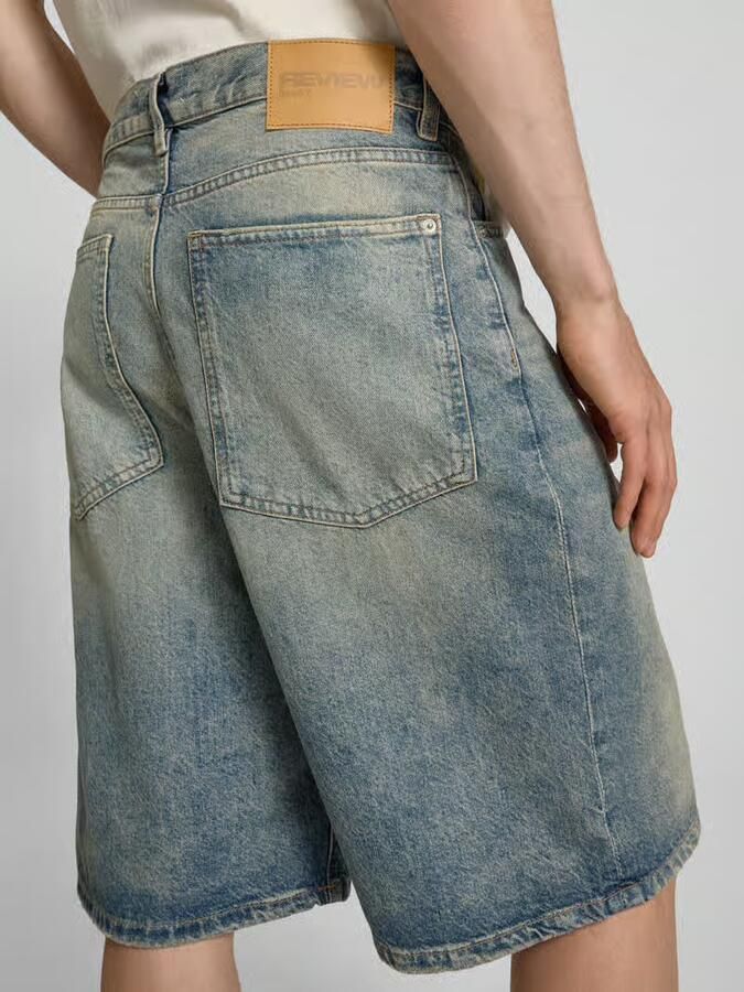 REVIEW Korte jeans in used-look met steekzakken