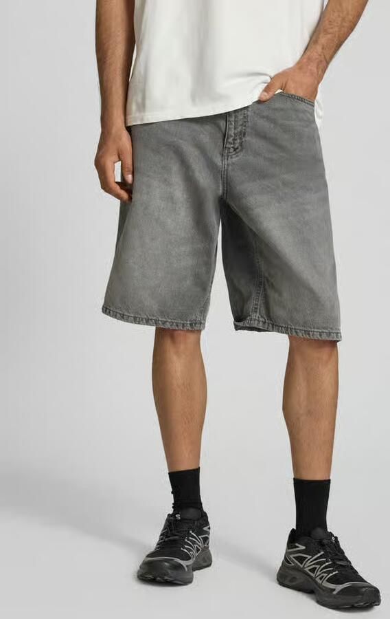 REVIEW Korte jeans in used-look met steekzakken - Foto 4