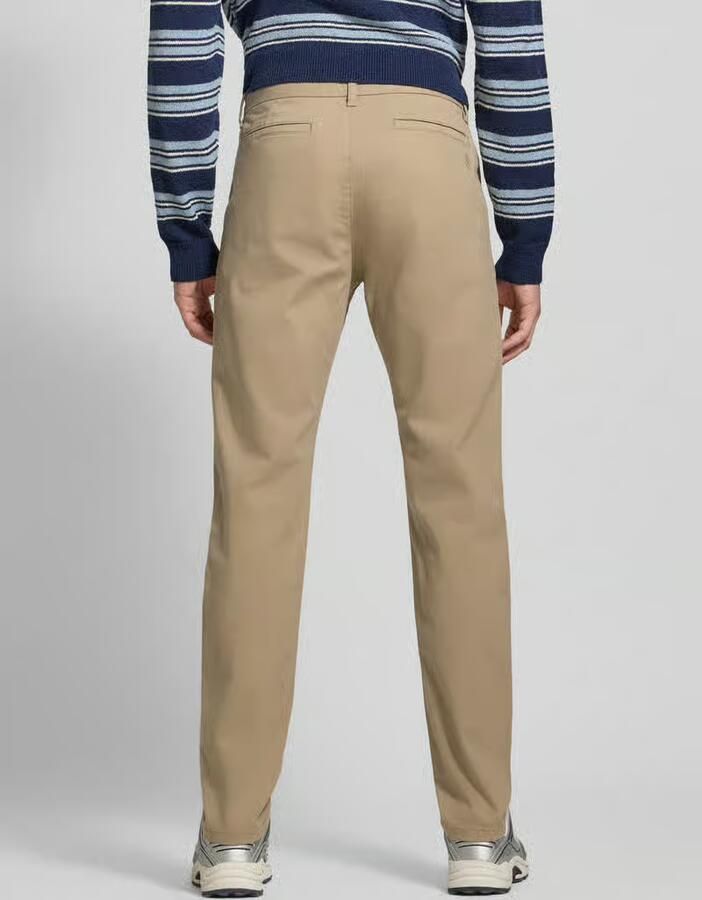 REVIEW Nauwsluitende Chino met recht silhouet en middelhoge taille - Foto 2