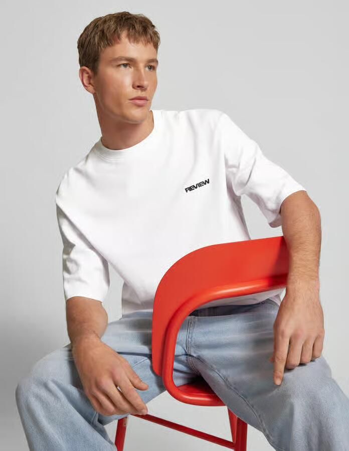 REVIEW Oversized T-shirt met labelprint