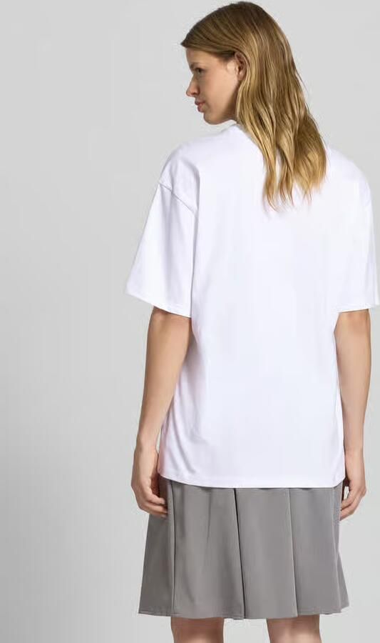 REVIEW Oversized T-shirt met motiefstitching