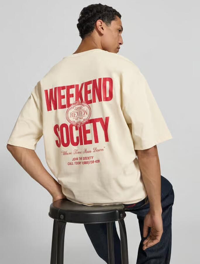 REVIEW Oversized T-shirt met print op de achterkant