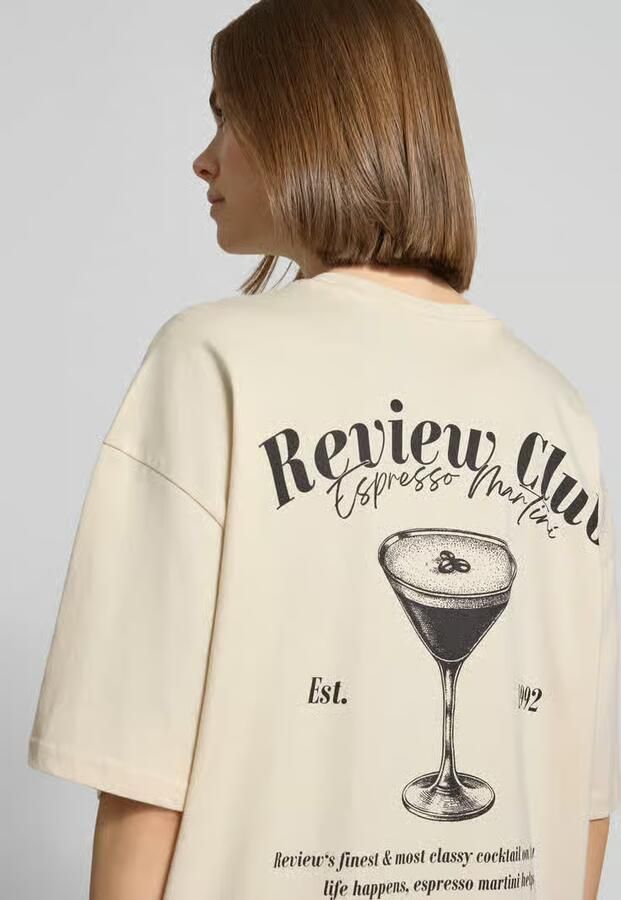 REVIEW Oversized T-shirt met statementprint