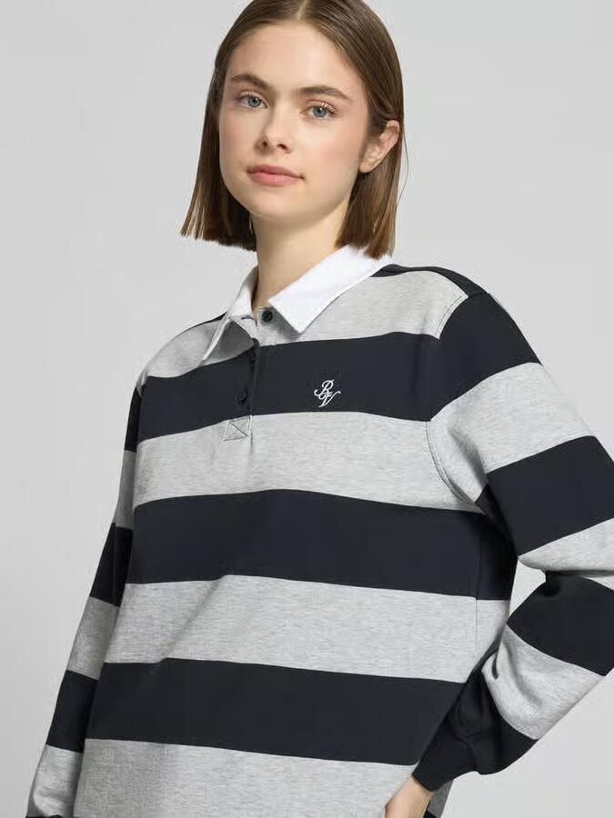 REVIEW Poloshirt met lange mouwen met strepen en contrasterende knoopsluiting - Foto 2