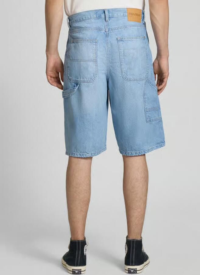 REVIEW regular fit jeansshort met labeldetails