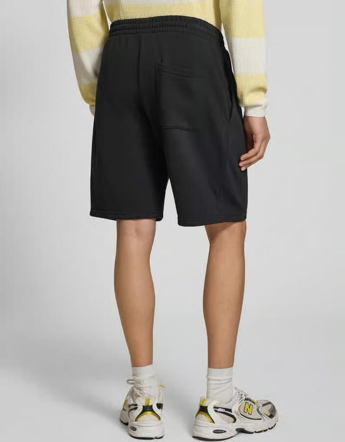 REVIEW Sweatshorts met labelstitching model 'Basic' - Foto 2
