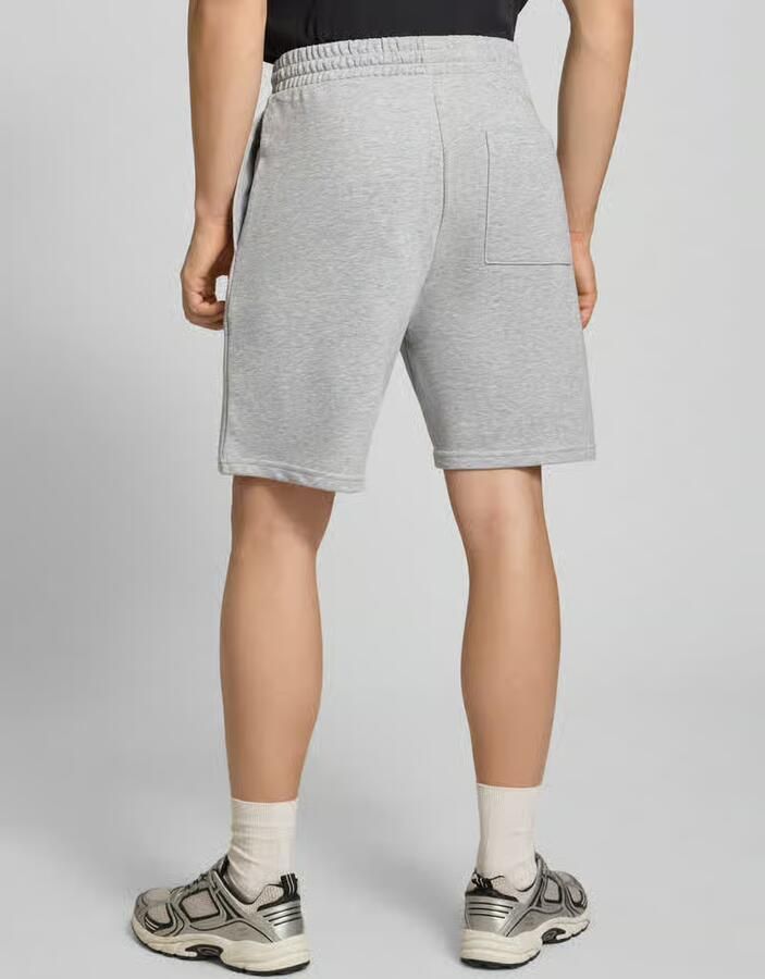 REVIEW regular fit sweatshorts met labelstitching - Foto 2