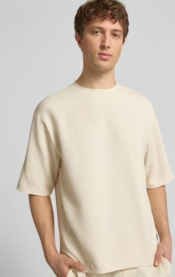 REVIEW regular-fit T-shirt in plissélook