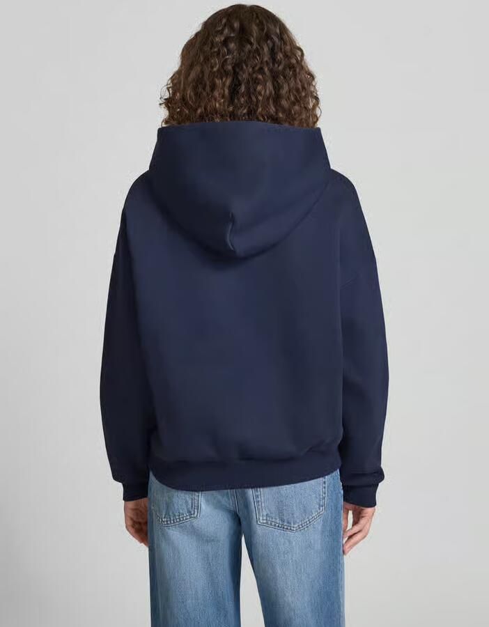 Review Hoodie met labelstitching en kangoeroezak
