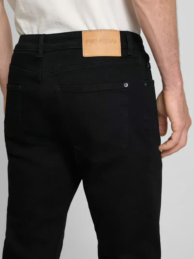 REVIEW Slim fit jeans in een klassiek 5-pocketmodel