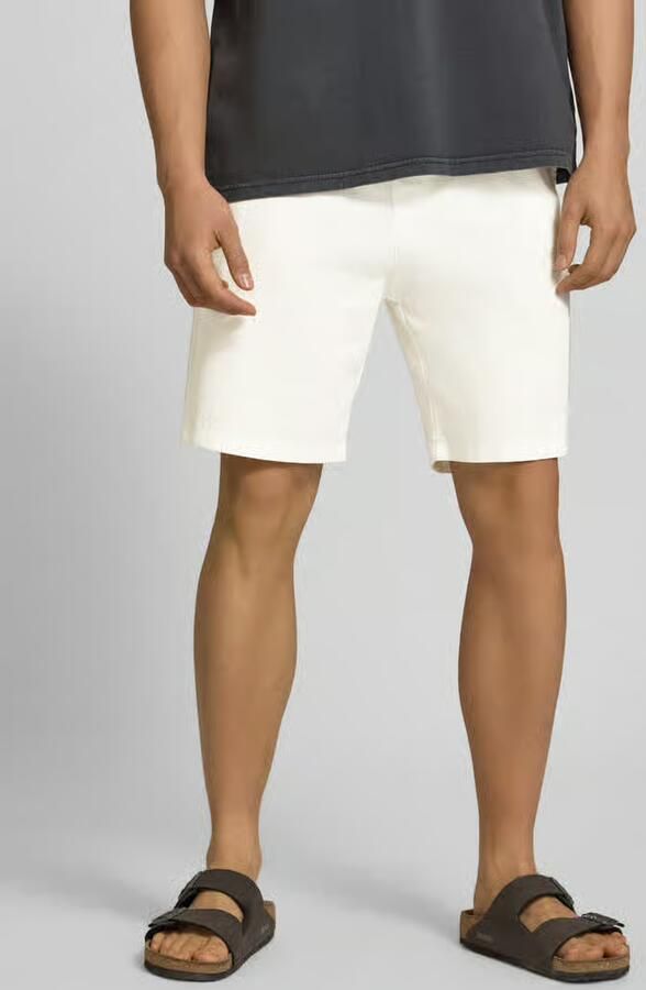 REVIEW straight fit korte broek met achterzak - Foto 3