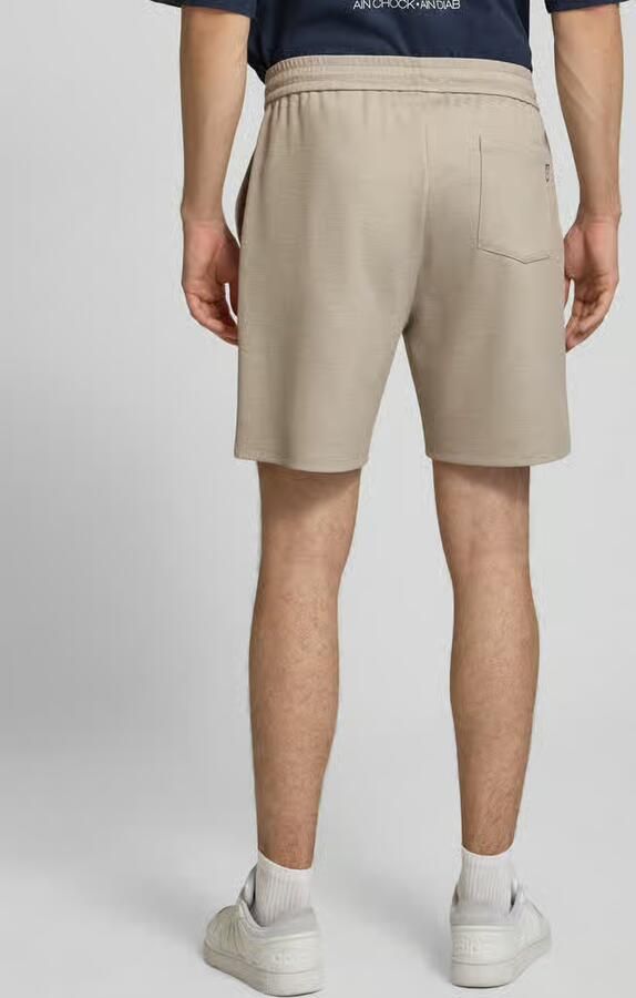 REVIEW straight fit short met viscose - Foto 3