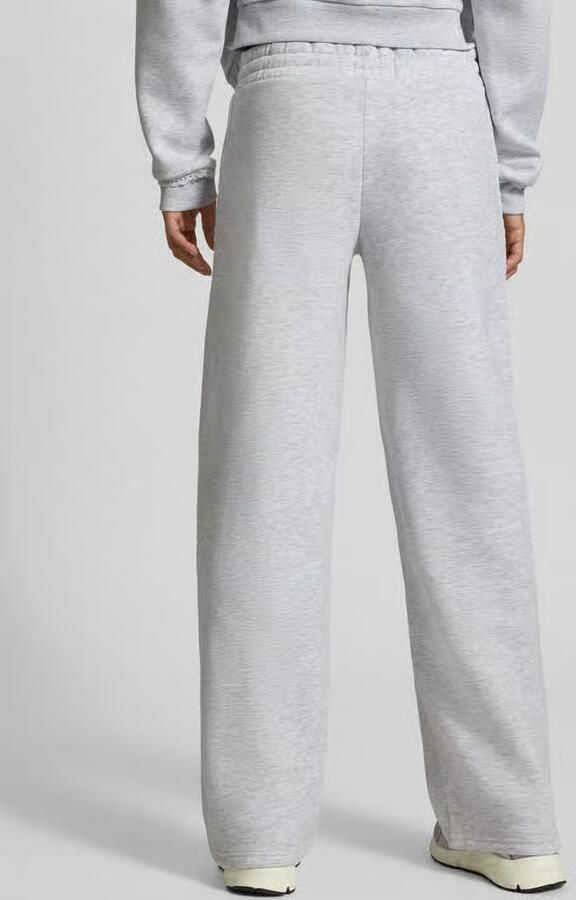 REVIEW sweatpants met gehaakt kant - Foto 2