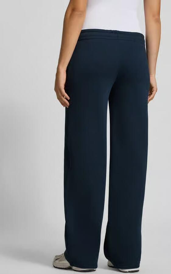 REVIEW Sweatpants met rechte benen - Foto 3