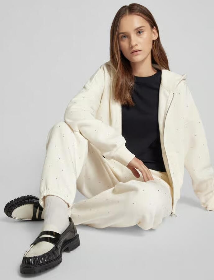 REVIEW Sweatpants met siersteentjes - Foto 2
