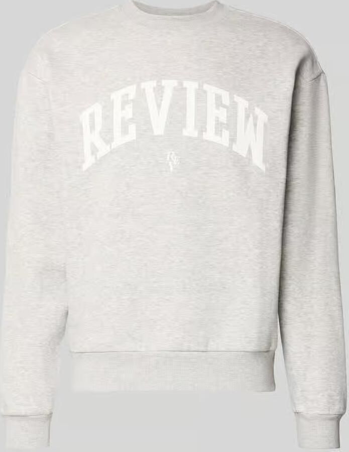 REVIEW Sweatshirt met Varsiety-emblemen