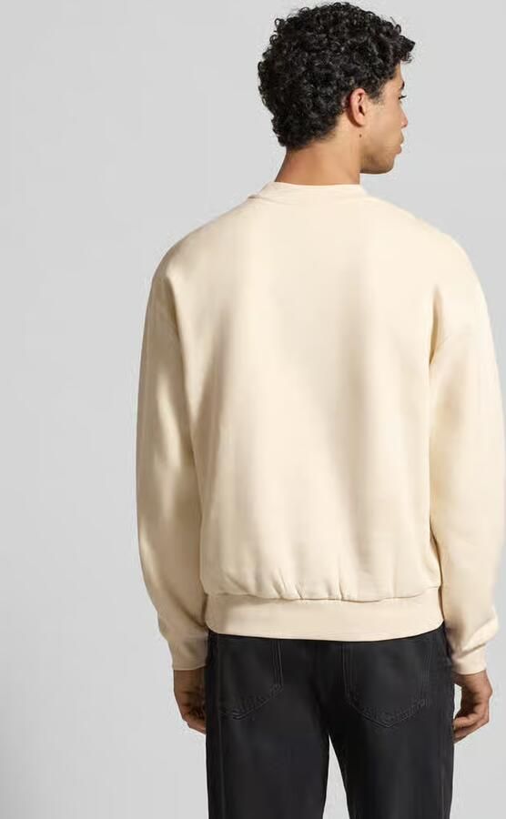 REVIEW Sweatshirt met Varsiety-emblemen - Foto 2