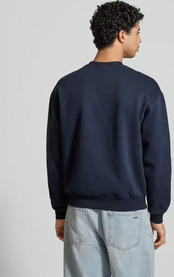 REVIEW Sweatshirt met Varsiety-emblemen - Foto 3