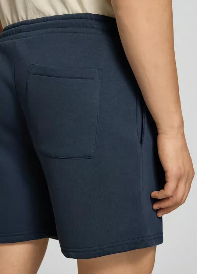 REVIEW Sweatshorts met trekkoord en steekzakken