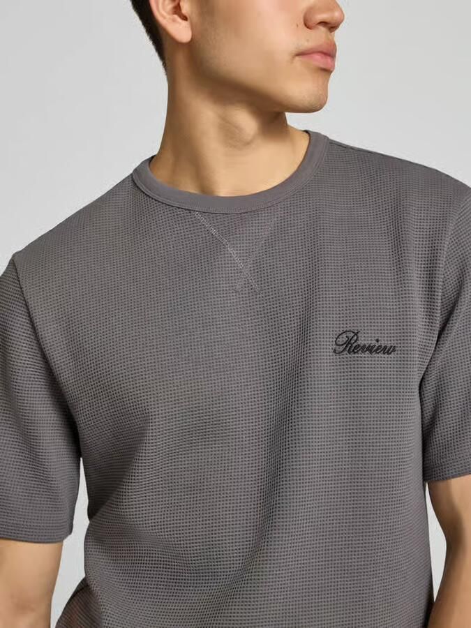 REVIEW T-shirt met label-stitching